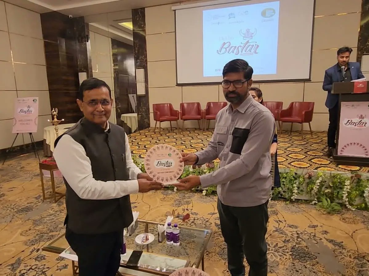 DEKHO BASTAR SEASON 1

With an objective to promote the natural and cultural heritage of Bastar, <a href="/KangerValleyNP/">Kanger Valley National Park, Jagdalpur</a> in association with <a href="/BastarDistrict/">Bastar District</a> invited social media influencers, bloggers, travel writers, photographers and youtubers from different states of India.