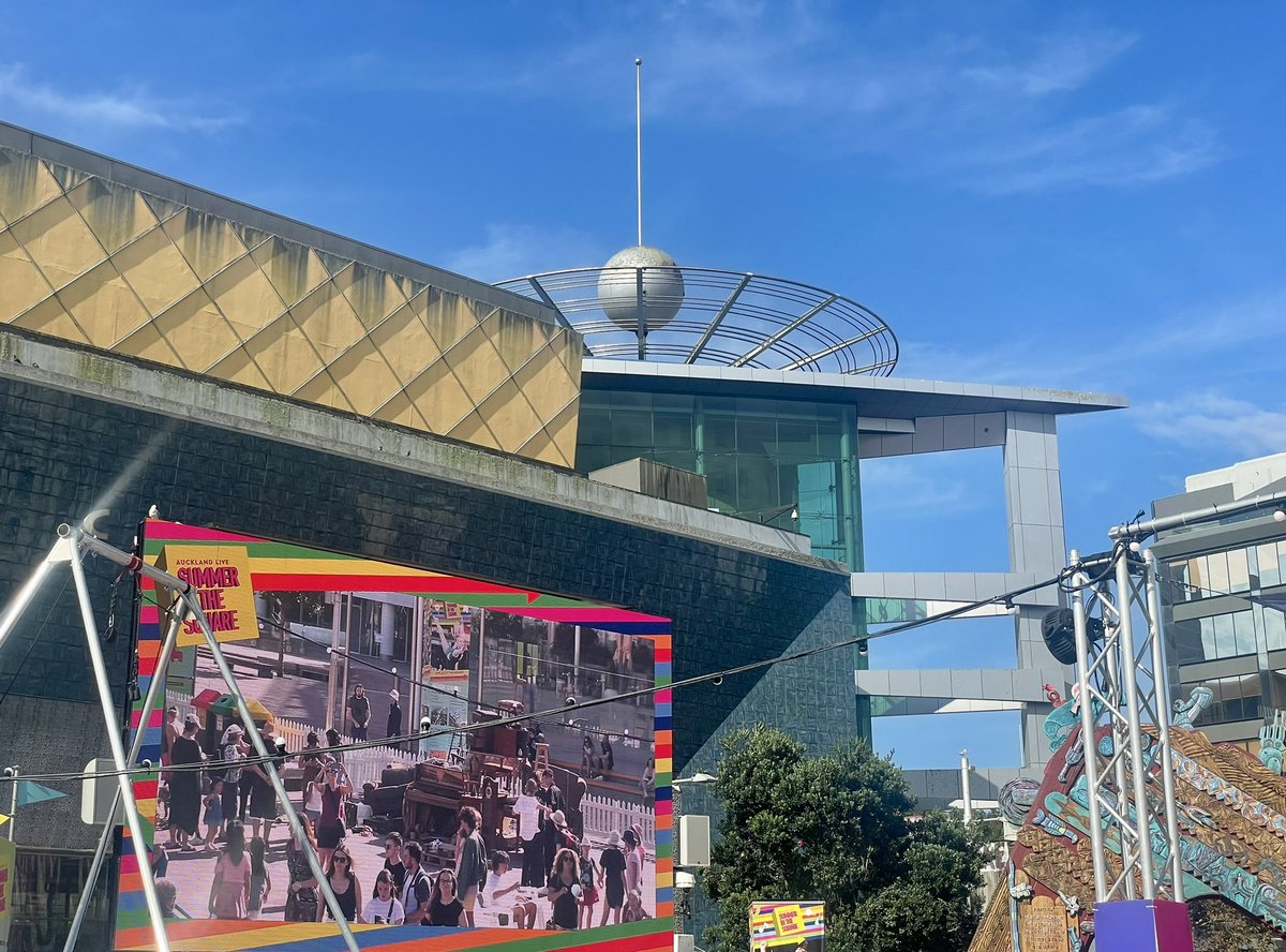 NatashaBarret18's tweet photo. Enjoyed sitting in the sun absorbing the lively &amp; positive atmosphere of Aotea Sq this afternoon 🏳️‍🌈

#Pride #PrideintheSquare
#AucklandPride #Auckland #iphone12pro #shotoniphone #iphonephotos #Auckland #AoteaSquare https://t.co/SDhrZU3E27