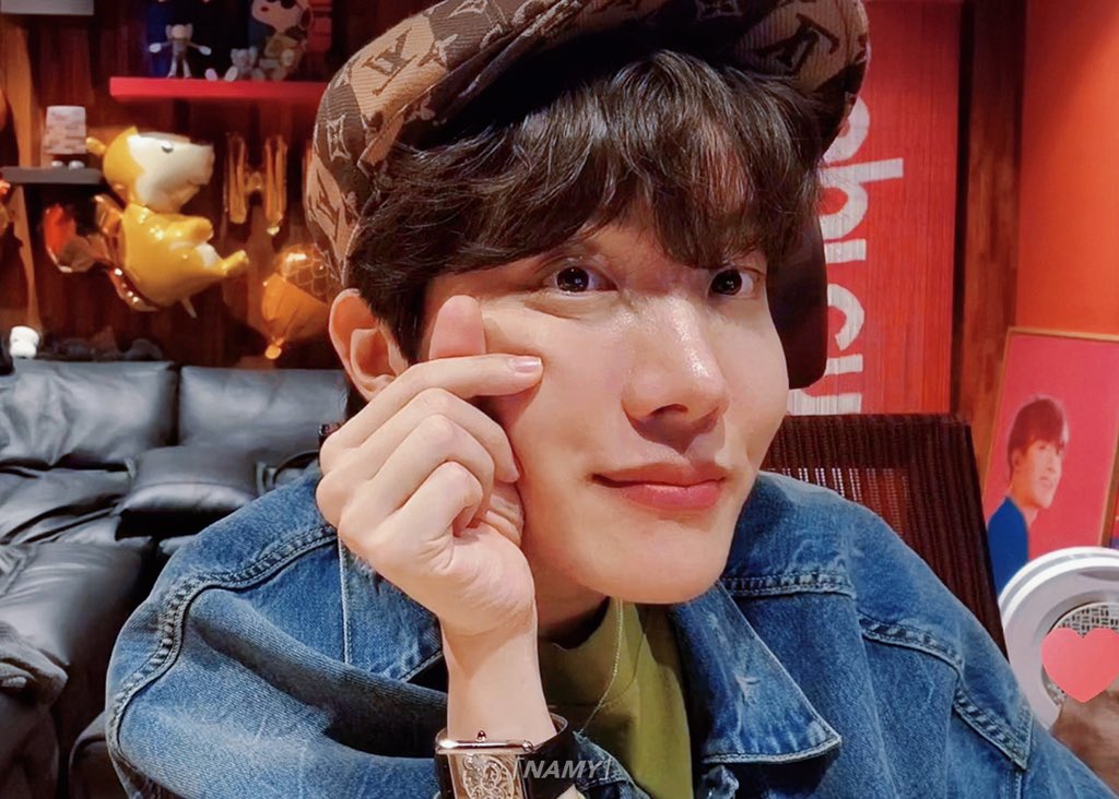 NAMY32724006's tweet photo. 🥰🥰🥰 https://t.co/uP0wjO4mEw