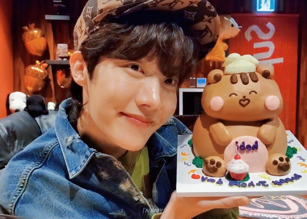 NAMY32724006's tweet photo. 🥰🥰🥰 https://t.co/uP0wjO4mEw