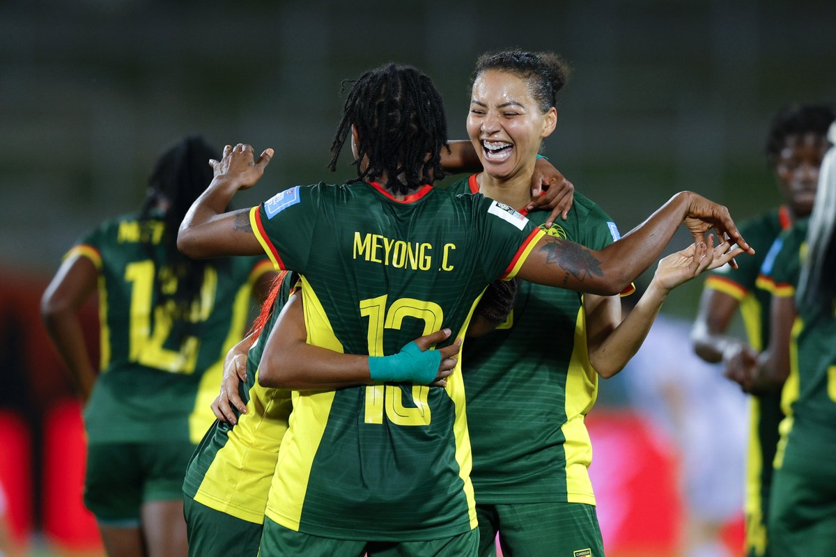 fifaworldcup_fr's tweet photo. Le Cameroun 2️⃣-0️⃣ Thaïlande 

Les Lionnes Indomptables 🦁 sont en finale du Tournoi de barrage 

Prochain adversaire : le Portugal 🇵🇹

𝘓𝘦 𝘤𝘢𝘳 𝘦𝘴𝘵 𝘣𝘪𝘦𝘯 𝘱𝘢𝘳𝘵𝘪 😜 https://t.co/yjuuWEqtF3