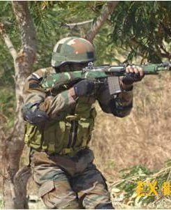 Kilo_Spec's tweet photo. #FINSAS

Army is looking to get 80000 BRHs out of which 42044 with integrated communication equipment (Commander's configuration) and 35956 in normal configuration. 

➡ Protection against 7.62x39 mm MSC (Mild Steel Core) rounds from a distance of 10 m.

➡ Weight >2 Kg (w/ CS) https://t.co/wz3vXH0HcT