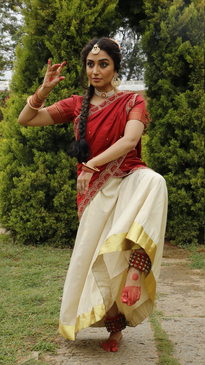 PallaviTheActor's tweet photo. Have a blissful Mahashivratri https://t.co/iBudRf7Ls4