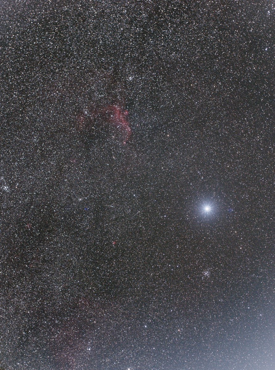 gammano's tweet photo. 今日(2023/02/17)のわし星雲からシリウス付近。
Nikkor 50mm F1.4とHEUIBフィルターで撮影した分。
2min x 29frames
58min
f/2.8
PCCあり。
シリウスの青白さがなかなか良い。
#ASI071MCPro https://t.co/FiZ2GwNZqZ
