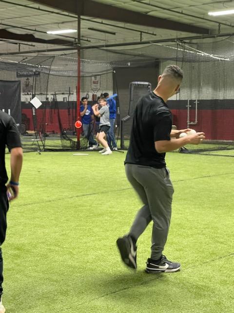 RedBlueBaseball's tweet photo. Team dinner tonight was a blast before our Varsity season opener tomorrow VS Santa Teresa. Thank you to the Solos for hosting!!
#DAMAGE 
#theclubhouse https://t.co/WVgtyoOaah