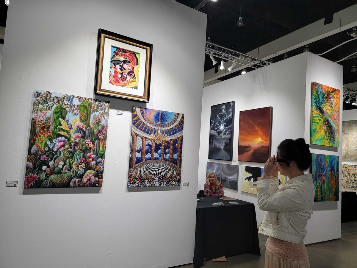 teravarna's tweet photo. Yet another successful day at the @LAArtShow β¨
Day 2 β
.
.
#laartshow #laartist #laart #laartscene #openingday
#openingnight #losangeles #artshow #artshows
#artexhibition #artcollector #artcollectors #artcollection
#artcollectorsofig #artcollectorsanddealers #artistsupport https://t.co/UeeD4QyRO5