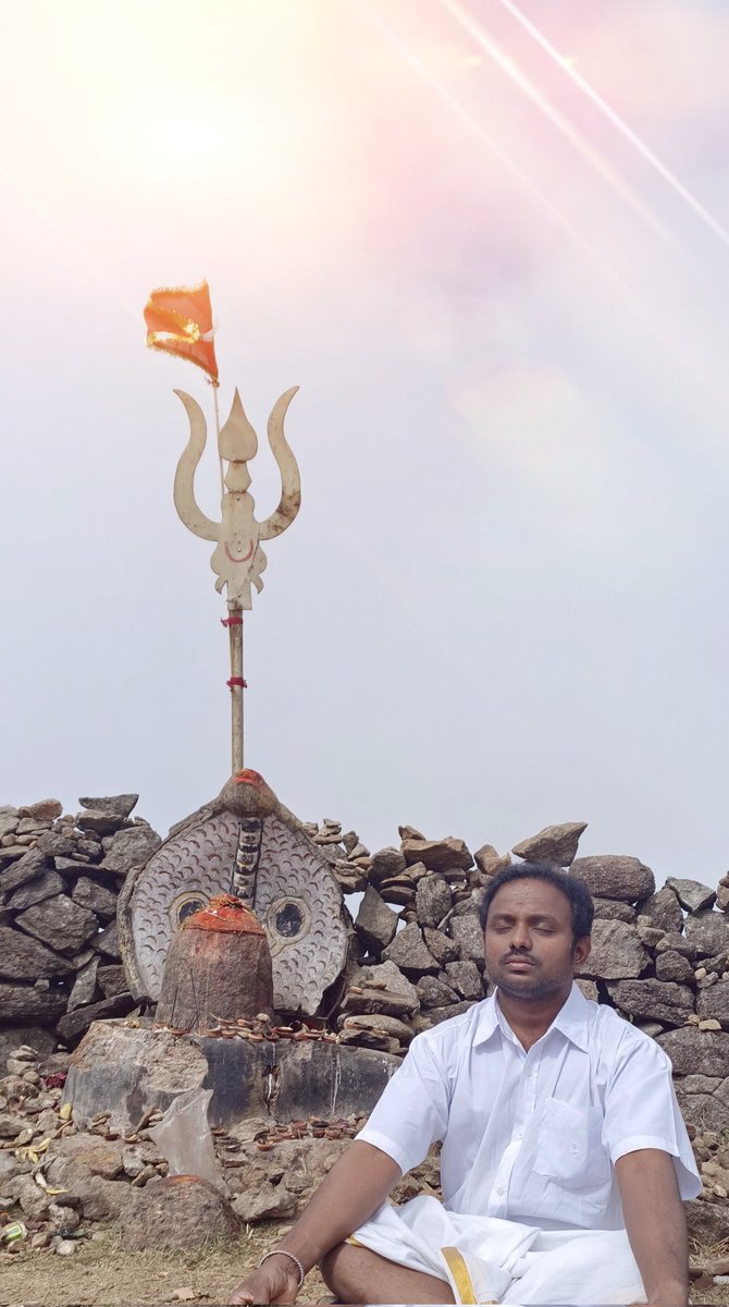 BSagar1510's tweet photo. హర హర మహాదేవ్  🛐

#HappyMahashivratri 🙏 https://t.co/6kqokHWyUE