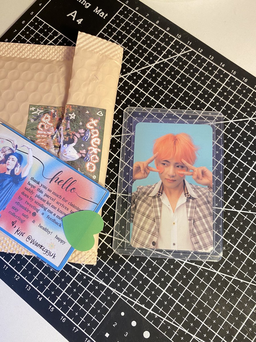 kvcart25_'s tweet photo. βΆ π #kvcmails β’ free claimπ₯β
β hi kirs ! @vvantesgguk thankyou saur much for the free claim skdjsk second time ko na ata makakuha ng free pc from u hehe^^ neway taeby heart cheeks came home safelyπ₯Ίπ€
π₯» . . #fromkirs https://t.co/IaYQv13wAI