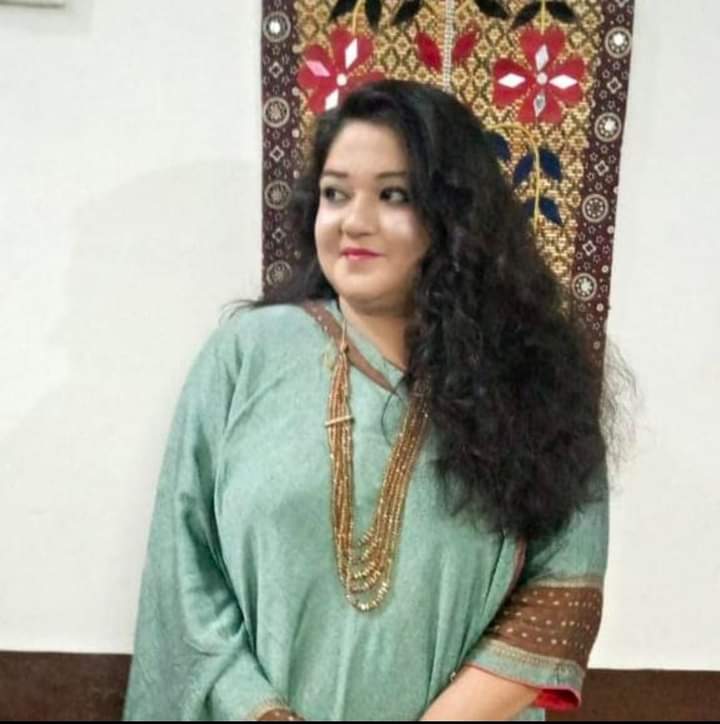 اپنے جائز حق لڑ کر لیتے ہیں رو کر نہیں نہ کہ خود کشی کر کے اللہ سے دعا مانگو اس کی رات اللہ ہم سب پاکستانیوں پر رحم کرے .تمام مسلمانوں کو شب معراج کی رات عبادت کی رات مبارک ہو...