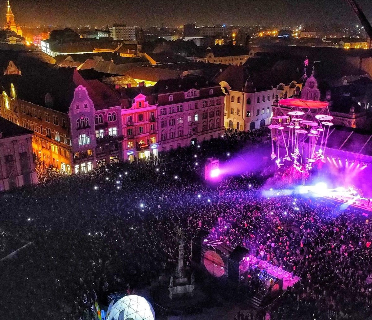 EpochDevices's tweet photo. ⭐The Opening of Timișoara 2023-
an intense weekend that starts a long-awaited year when here is the European Capital of Culture.

Shows. Arts. Ideas. Our sensors will help events like this. https://t.co/FlVpMzSiUW

#TM2023 #Timisoara #Romania #EpochDevices #IoT #LoRa #Helium https://t.co/JR5mjKnbg1
