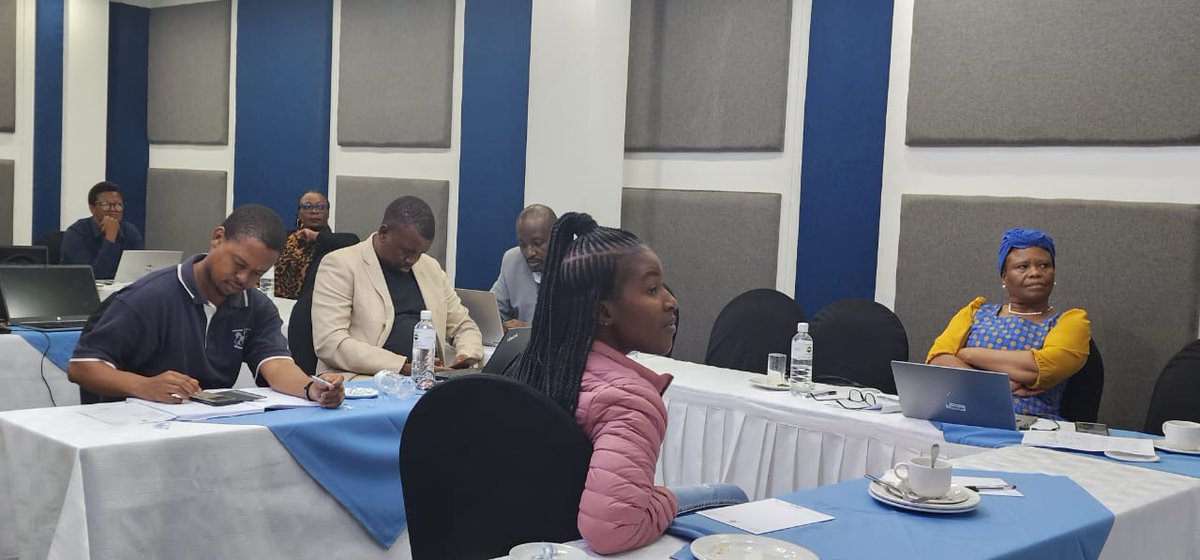 bolagobir's tweet photo. Great working with #BPHI displaying their leadership role as an #NPHI at the brainstorming session for Botswana's EOI to @WorldBank Pandemic Fund, with @MoHWBotswana, @WHOBotswana. @GU_CGHPI, @GGHNigeria will continue work with NPHIs to strengthen them as Health Security leaders. https://t.co/Y5BfcHIGfJ