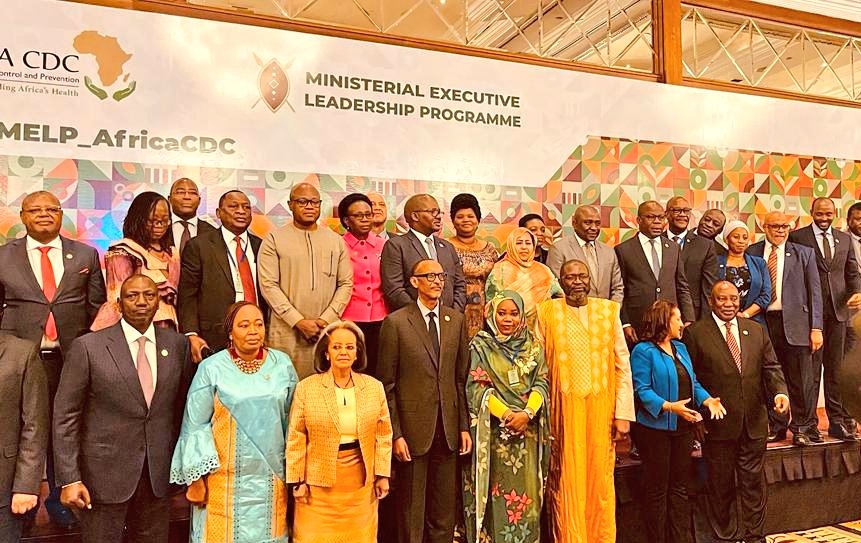 Nakhumicha_S's tweet photo. Day 2 #AUSummit
Session 1: H.E President @WilliamsRuto speaks to the crucial role of the @AfricaCDC in tackling health challenges. Calls for the @AfricaCDC to have the authority to declare public health threats and prioritize investments for sustainable growth. #MELP_AfricaCDC https://t.co/EPtT0SqD4z