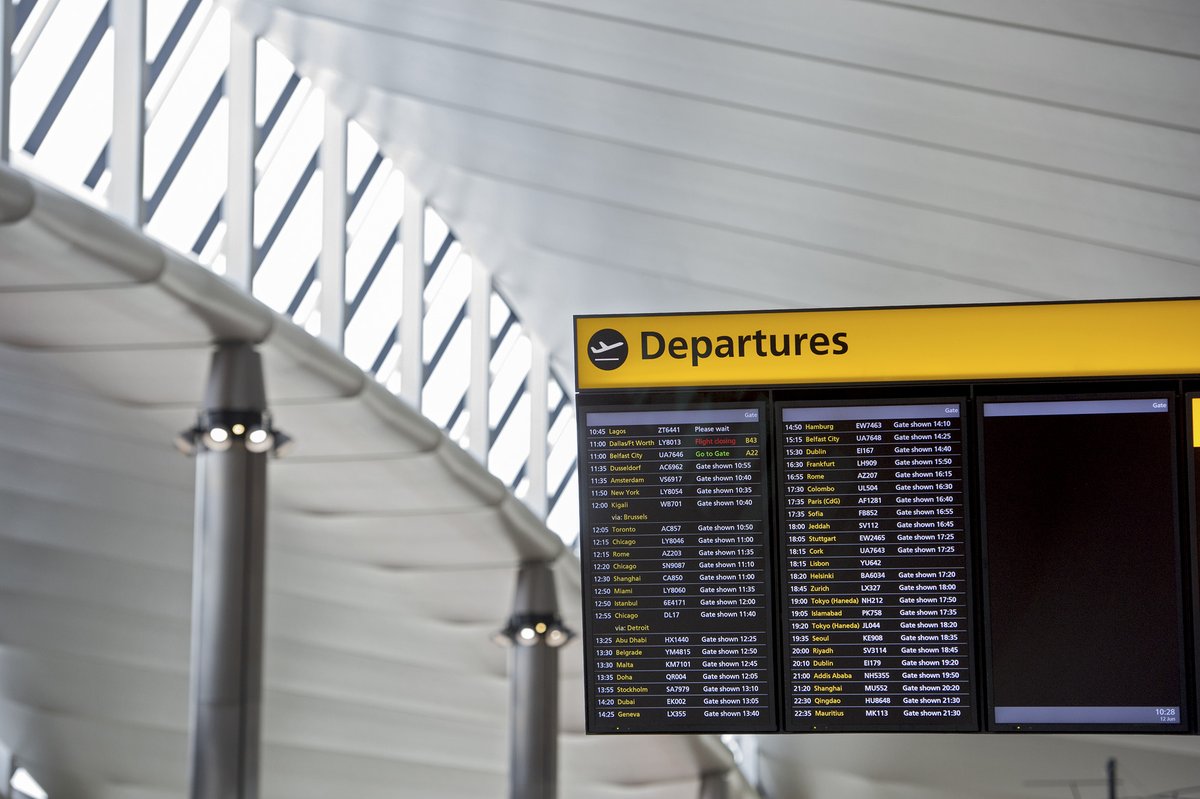 Heathrow Airport tweet media