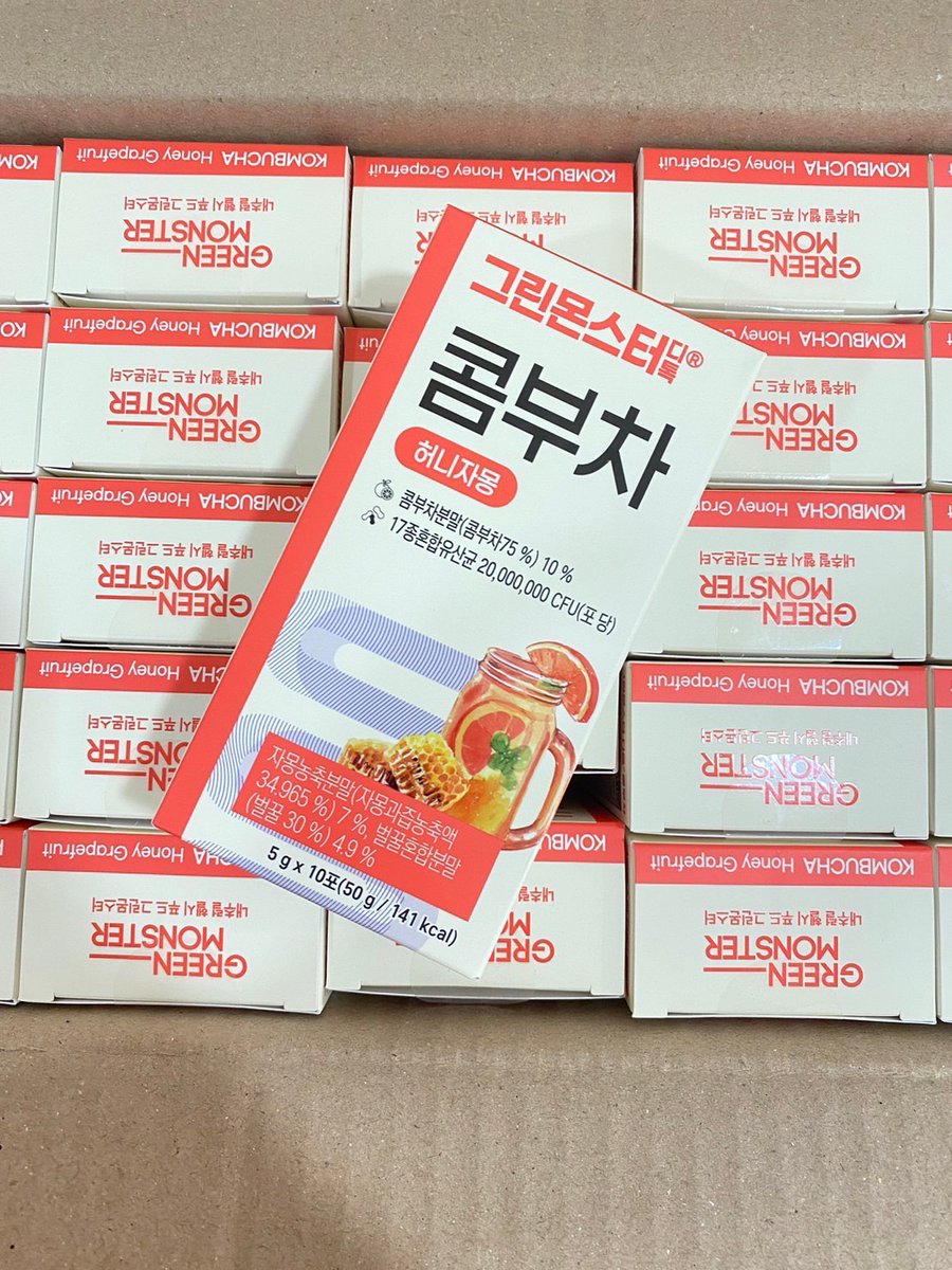 makeupchilli's tweet image. 💰ราคา 190 บาท 
🐰💜Green Monster D-Toc Kombucha คอมบุชา คอมบูฉะ ดีท็อก ปรับสมดุลลำไส้ ย่อยอาหาร 
📍1 กล่อง มี 10 ซอง 
พร้อมส่ง 4 รสชาติ
🍋 เลม่อน
🍊 ส้มเกรปฟรุ้ต
🍐 เสาวรส
🌺 ชบาทับทิม
#greenmonster #kombucha #dtoc