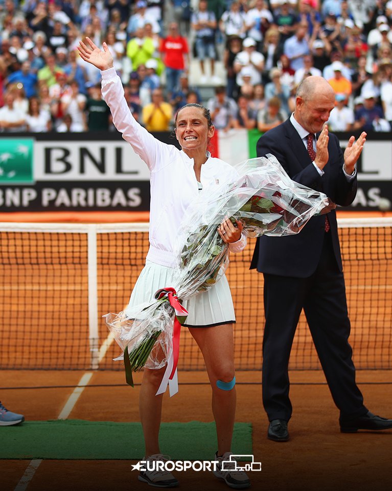 Eurosport_IT's tweet photo. Dal campo alla cabina di commento, tanti auguri alla nostra Roberta Vinci 🎾❤️

#EurosportTENNIS | #RobertaVinci https://t.co/0i6YyODIGt