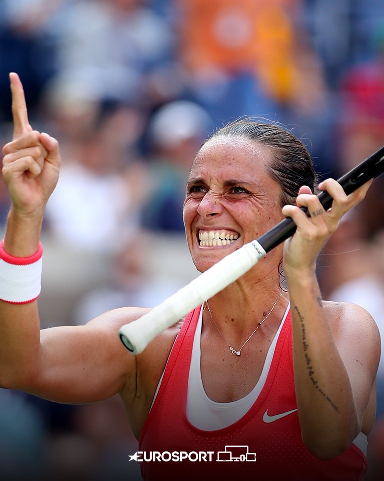 Eurosport_IT's tweet photo. Dal campo alla cabina di commento, tanti auguri alla nostra Roberta Vinci 🎾❤️

#EurosportTENNIS | #RobertaVinci https://t.co/0i6YyODIGt