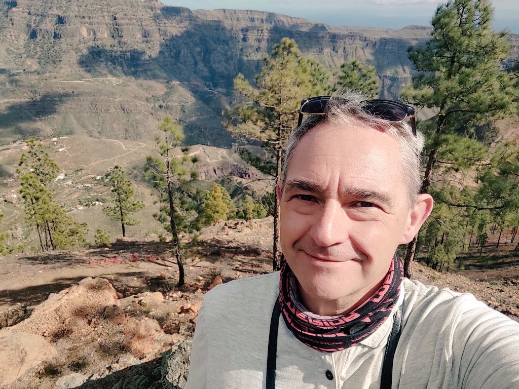 technocratX's tweet photo. 1100m up in Gran Canaria mountains. Absolutely stunning. #grancanaria #lookinggorgeous https://t.co/YEg2L02lRC