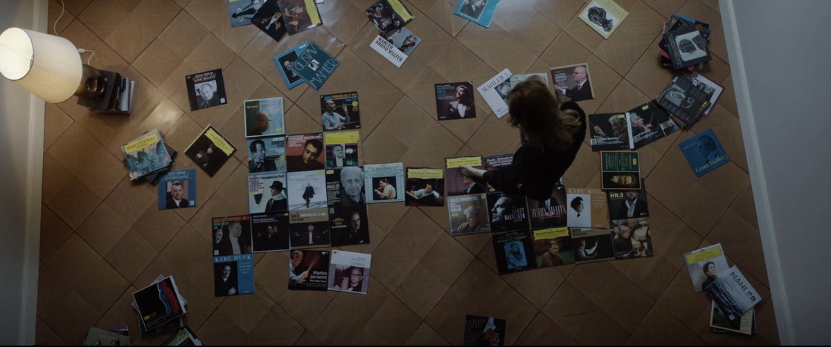 TAR 타르를 봤습니다…… 아무리 생각해도 리디아 타르는 가상 인물이 아닌 것 같다 케이트 블란쳇이 실존하는 인물로 만들어냄. 그리고 음악 영화로...