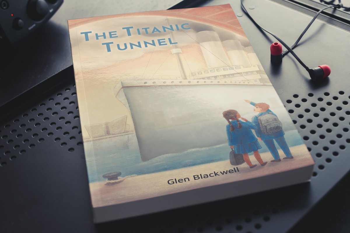 gblackwellbooks's tweet image. 📚Teachers📚
Is anyone teaching Titanic to Y5/6 this term? Due to a cover refresh, I&apos;ve got 15 copies of The Titanic Tunnel which I&apos;d like to donate as a class set. RT/comment to enter. Drawn 20/2 🎉