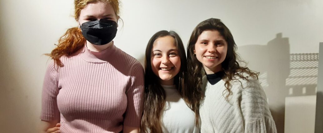 TroubadourFUS's tweet photo. Students majoring in human development and family studies presented on the impact of online learning on adolescents at the Sha Smith Interprofessional Collaboration Conference
Full story: https://t.co/pZP7FkAaeR https://t.co/jcbRPIPe5E