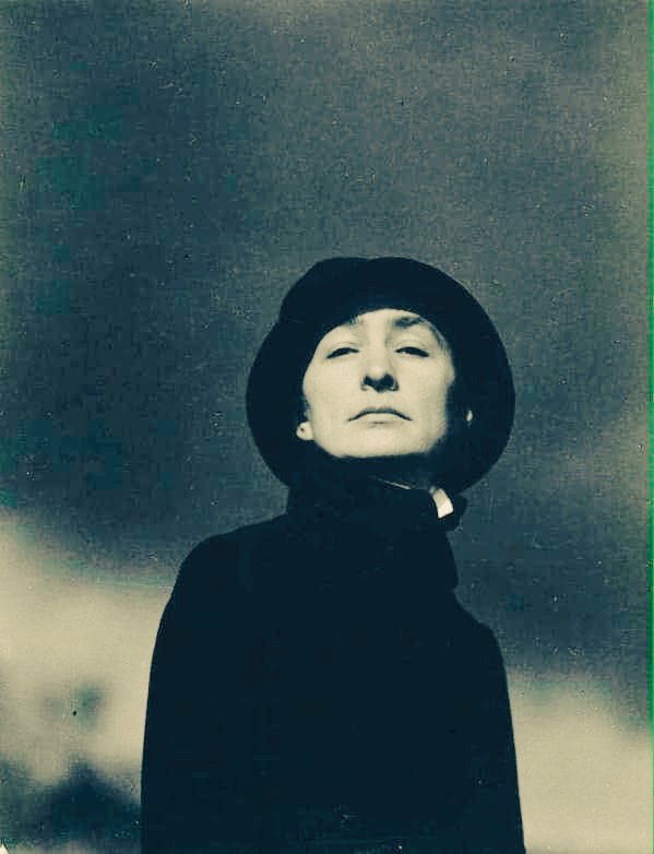 womensart1's tweet image. "The men liked to put me down as one of the best women painters. I think I'm one of the best painters" 
- Georgia O'Keeffe 

(Photo: A.Stieglitz)