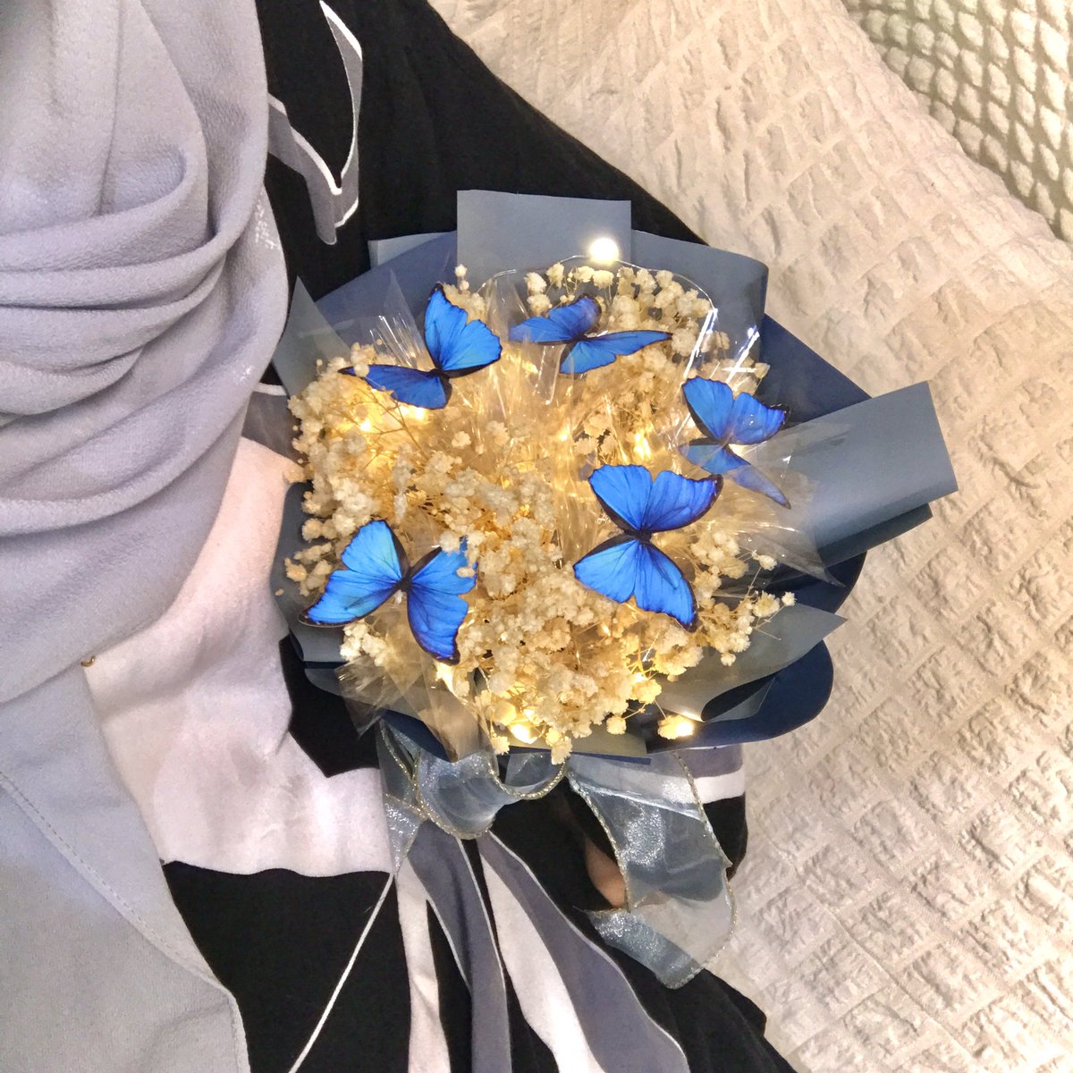 de_helianthus's tweet photo. Eternal bouquets for eternal soulmates! 🦋❤️ https://t.co/l5eRcD4c2F