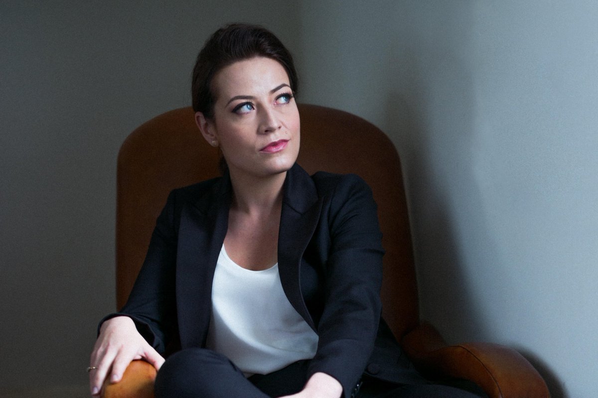 HarrisonParrott's tweet photo. .@HannaMoominHipp debuts at @Opera_North as Der Komponist in Ariadne auf Naxos, starting tonight in Leeds and then touring to Salford, Nottingham and Newcastle.

Read more: https://t.co/3MZAm1KR6K https://t.co/PRoc8viK2w