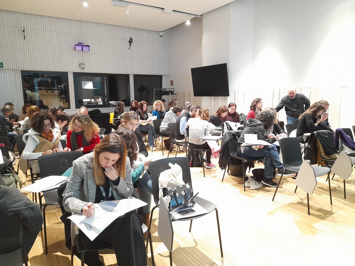 EdulabM's tweet photo. LAS PRUEBAS DE LA EDUCACIÓN 
💯Taller "Metacognición y aprendizaje autorregulado: recomendaciones prácticas basadas en evidencias".

🔈Con Isabel Rivero

#edulabteams 
#pruebasdelaeducacion
#catedradeculturacientifica
@EdulabM
@FundPromaestro
@CaixaForum https://t.co/JjFq3Z7jC8