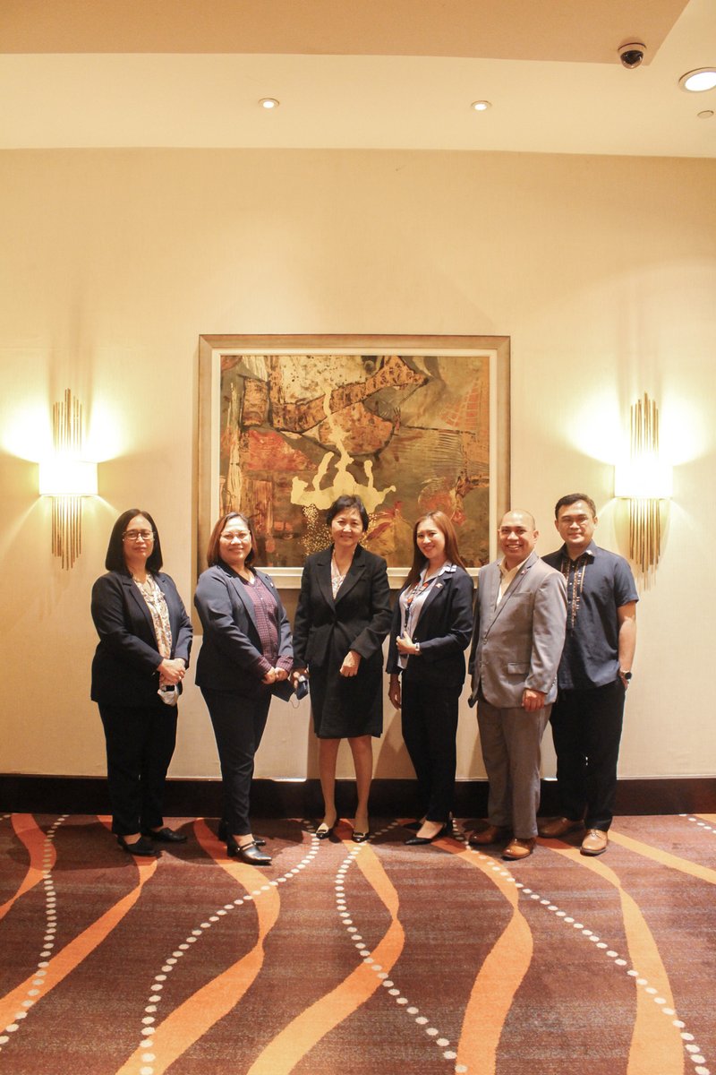 SingaShipPH's tweet photo. Singa Ship Management Phils., Inc. (SSMPI) had the privilege to be visited by the Senior Leadership Team (SLT) of Holland America Group (a Division of Carnival Corporation). 

Thank you, Holland America Group, for your visit and being a strong enabling partner of Singa. https://t.co/78QZd8XBiJ
