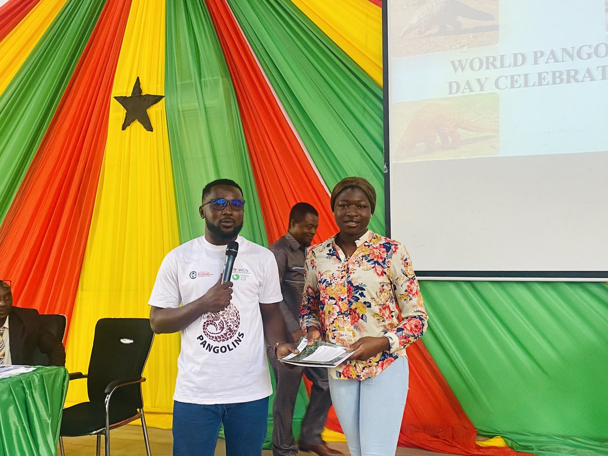 canarsa_knust's tweet photo. At the end of a wonderful educative session, souvenirs were awarded to participants who engaged in the questions and answers session.

#WorldPangolinDay https://t.co/Q7Q0DDyWiV