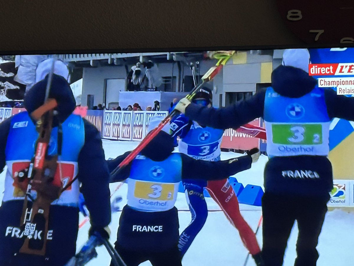 #BiathlonWM La plus belle des victoires. Bravo la France <a href="/antoguigo/">Antonin GUIGONNAT</a> <a href="/quentinfillon/">Quentin Fillon Maillet</a> <a href="/EmilienJck/">Emilien Jacquelin</a> #FabienClaude #biathlon Championnats du Monde <a href="/lequipe/">L'Équipe</a>