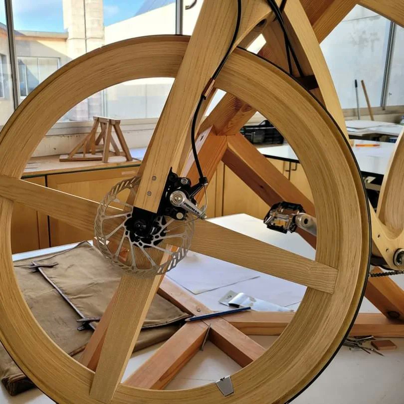 thestereotomist's tweet photo. At just 22 years old, Augustin Vanacker spent over 880 hours to create this incredible, fully functional, wooden bicycle. He used different wood species depending on the desired flexibility or rigidity and installed all the working hardware himself. 
#stereotomy https://t.co/thWnYQeJdw