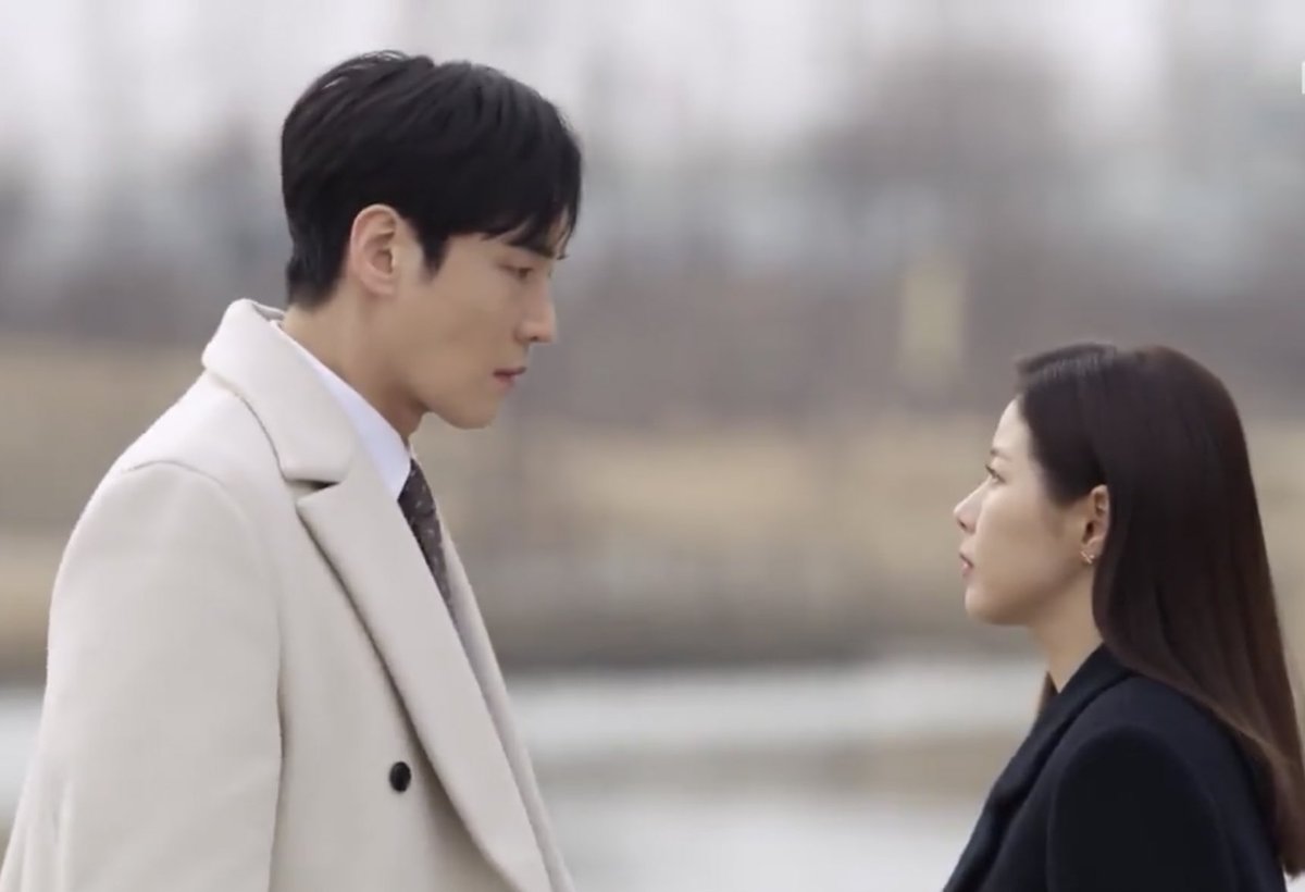 kenthusiastic10's tweet photo. I also like Eun Seo-Yeon more with Tae-Poong than San-Deul. It seems like this will have the same ending as #FatalPromise, where he will divorce her because of everything his family did to her, or he will die so they can repent themselves. #ParkHaNa #KangJiSub https://t.co/FJpX2l1opM