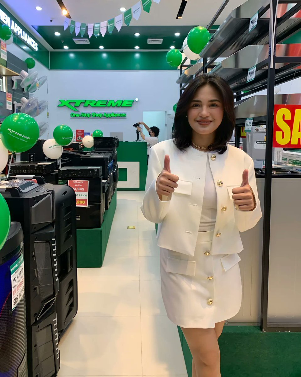 Sparkle_GMA's tweet photo. Julie Anne San Jose is looking chic in an all-white ensemble as she graces the Grand Opening of #XTREMEAppliances in SM City San Jose Del Monte Bulacan 💚

#JulieAnneSanJose https://t.co/5UajoB6R2k