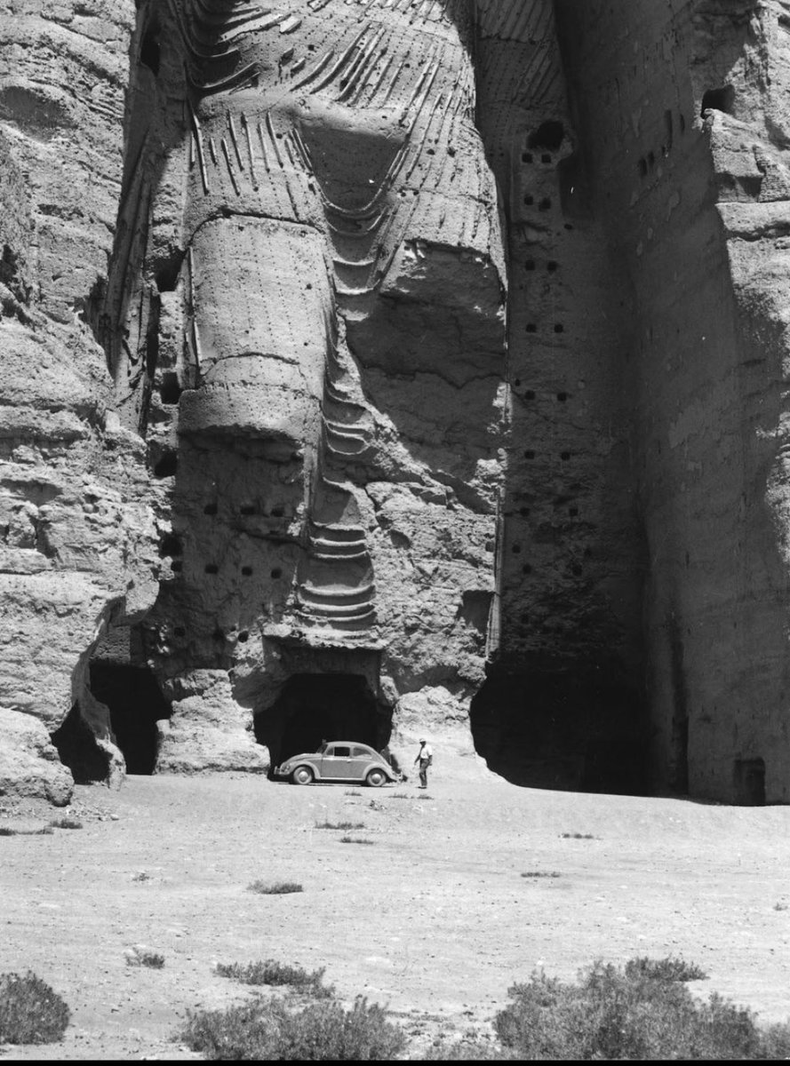 sitarah_m's tweet photo. 1958 — the Buddha of Bamiyan, one of the world’s greatest monumental statutes. 

Photo: social media https://t.co/TF9MKxS6vh