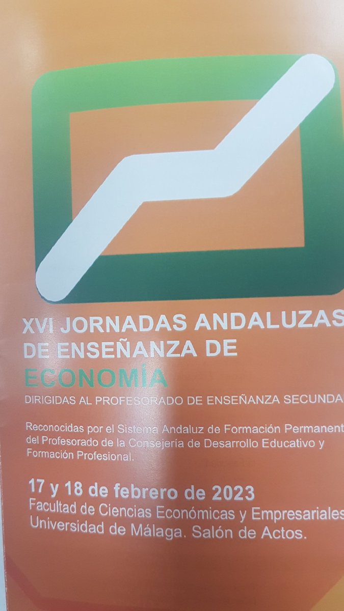 Fantàstic dematí de tallers a les XVI Jornades Andaluses d'ensenyament d'economia a càrrec d'Immaculada Lucía Gimeno, de Marina Pérez Lloret i de Pablo Riquelme González.

#jornada
#aadeseconomia
#jornadasandaluzasenseñanzaeconomia