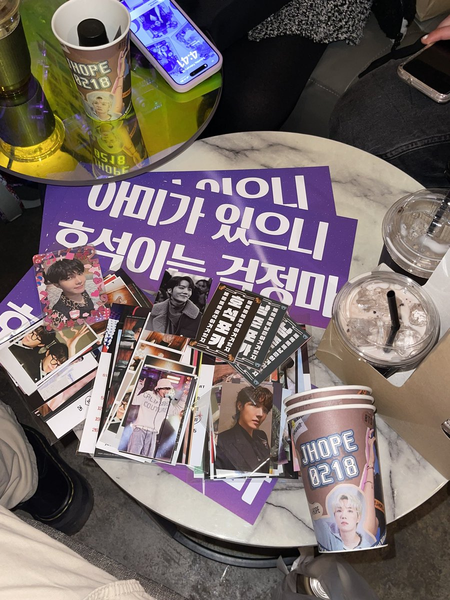 myjmimi's tweet photo. 🐿️💜
#HappyBirthdayJhope #HappyBirthdayHobi #HappyHobiDay https://t.co/6vXEzYzhAD