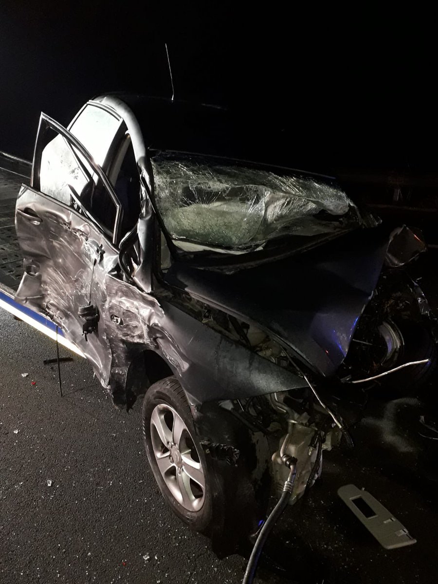 Mediavenir's tweet photo. 🇫🇷 Drame : un homme de 83 ans roulant à contresens sur l’autoroute a provoqué un grave accident qui a coûté la vie à 3 personnes dans le #Gard. (AFP) #A9 https://t.co/9EnlA4b6xH