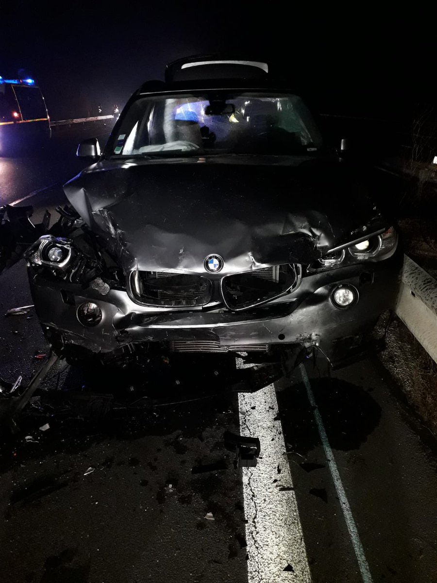 Mediavenir's tweet photo. 🇫🇷 Drame : un homme de 83 ans roulant à contresens sur l’autoroute a provoqué un grave accident qui a coûté la vie à 3 personnes dans le #Gard. (AFP) #A9 https://t.co/9EnlA4b6xH