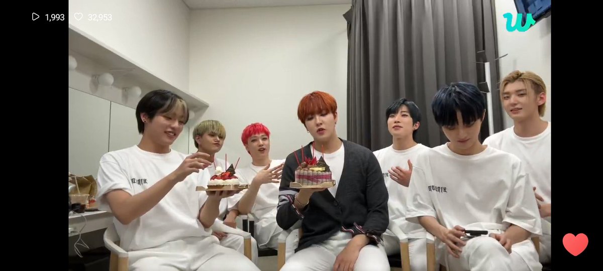 cherryblssmofmj's tweet photo. 2 anos e eu nem consigo acreditar ❤️
2 anos e eu ainda me apaixono por vocês todos os dias ❤️
2 anos e é só o começo ❤️
VIDA LONGA AOS REIS
#2YearsWithKINGDOM
#KINGDOM_DAY @KINGDOM_GFent https://t.co/pfFSMpnUBL