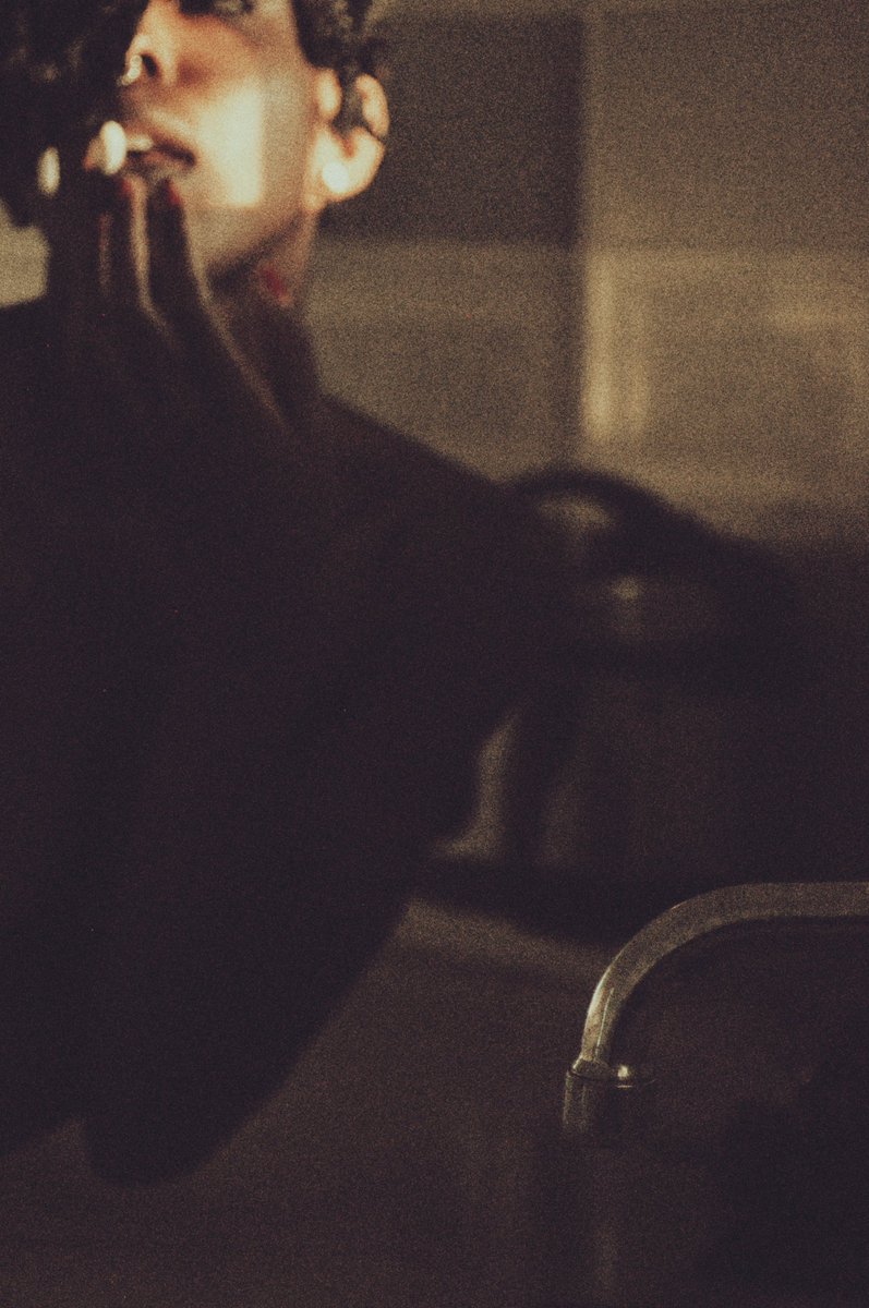 picsribalt's tweet photo. Let me taste the silence...
#autoshot 
@galerainstantn1 @Lepoetenoir_090 @sanderdiazphoto @ErnestCisneros1 

#NFTGiveaways #NFTCommumity #photography #NFTartist https://t.co/JSj6bwKEJo