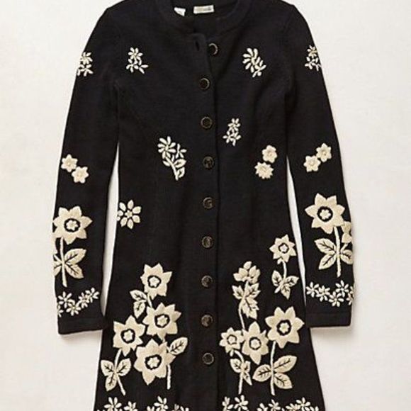 NaviRamD2's tweet photo. So good I had to share! Check out all the items I'm loving on @Poshmarkapp from @EliteDesigns10 #poshmark #fashion #style #shopmycloset #anthropologie #salwarkameez #stjohn: https://t.co/F28RrcOgfs https://t.co/gLNNtAoLU5