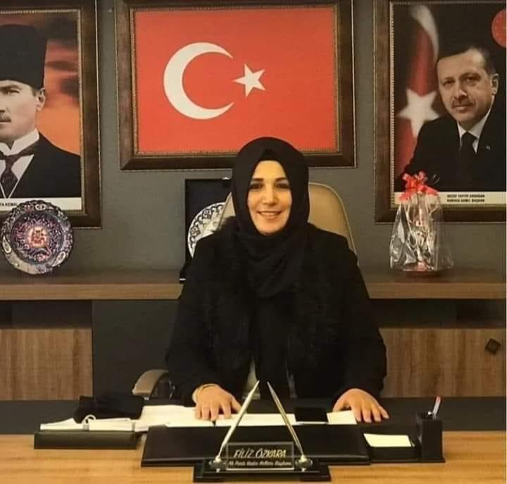 AK Parti Zile Kadın Kolları Başkanımız Filiz Özkara'ya Allah'tan rahmet, ailesine, yakınlarına ve Zile Teşkilatımıza başsağlığı diliyorum.
Kabri nur, mekânı cennet olsun inşallah. 🤲