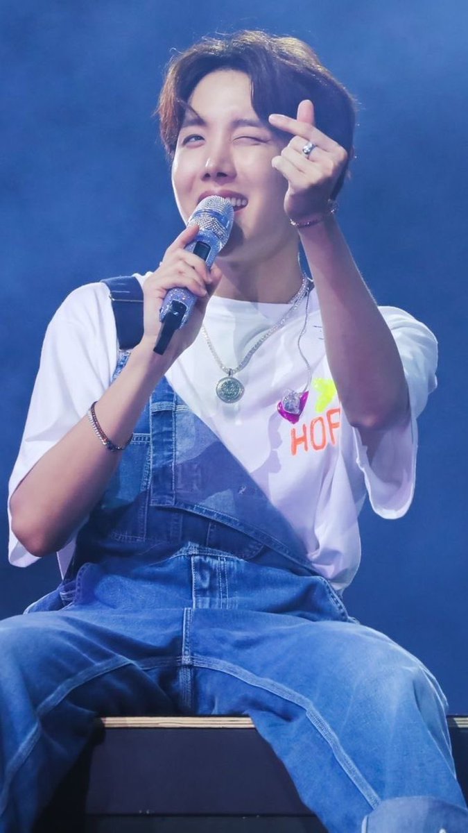 macsmit02's tweet photo. Happy birthday Hobi @BTS_twt #HappyHobiDay #HappyBirthdayJhope #JHOPE #HOBI https://t.co/kL5tXVboMq
