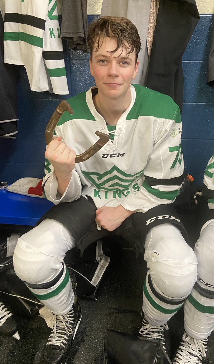 RDPKingsHockey's tweet photo. @RDPKingsHockey wins 5-4 over @NAITMensHockey in Edmonton. First year Dman Liam Stalwick nets his 1st ACAC goal (and it was a beauty) and is tonight’s Grinder of the Game. Veteran winger Hayden Clayton nets 2 goals (including one on the PP) for the Kings Workhorse of the Game. https://t.co/mNbriDZaEL