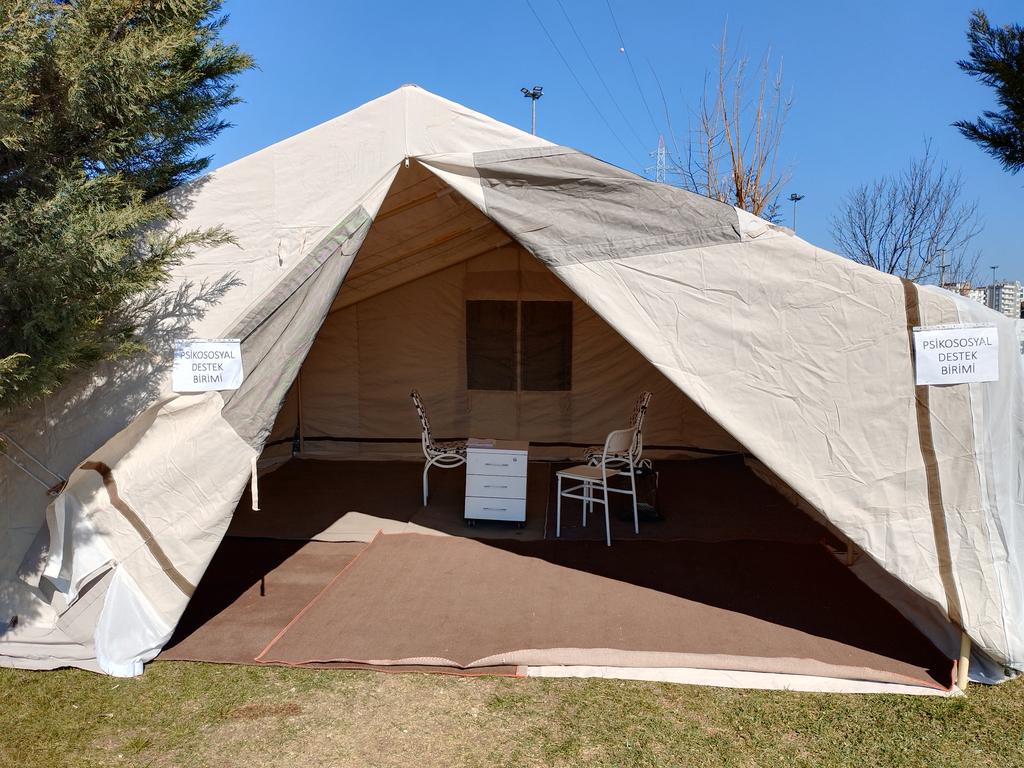 #adiyaman Eğriçay cadirkenti psikososyal destek çadırı an itibariyle aktif, gün boyu psikiyatrik hizmet verilecek <a href="/PsikiyatriDer/">Türkiye Psikiyatri</a>