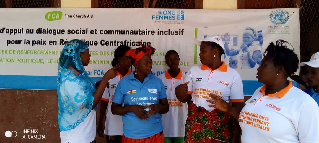 fca_rca's tweet photo. #Finnchurchaid #Centrafrique Clôture le 17/02/23 de l'atelier de 3 jours à #Kouango des 50 #femmesleaders sur le #leadership_féminin_la_gouvernance_locale. Il y a eu  une sensibilisation de masse sur #participation_des_femmes_aux_élections. Sous financement @ONUFemmes @FCA_global https://t.co/sS1KsusXW9