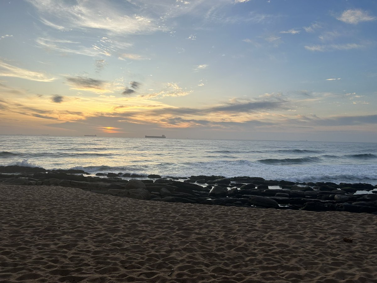 tazzaTH's tweet photo. I’ll be back soon - you feed my soul #holiday #funtimes https://t.co/vRl0TJrJn8