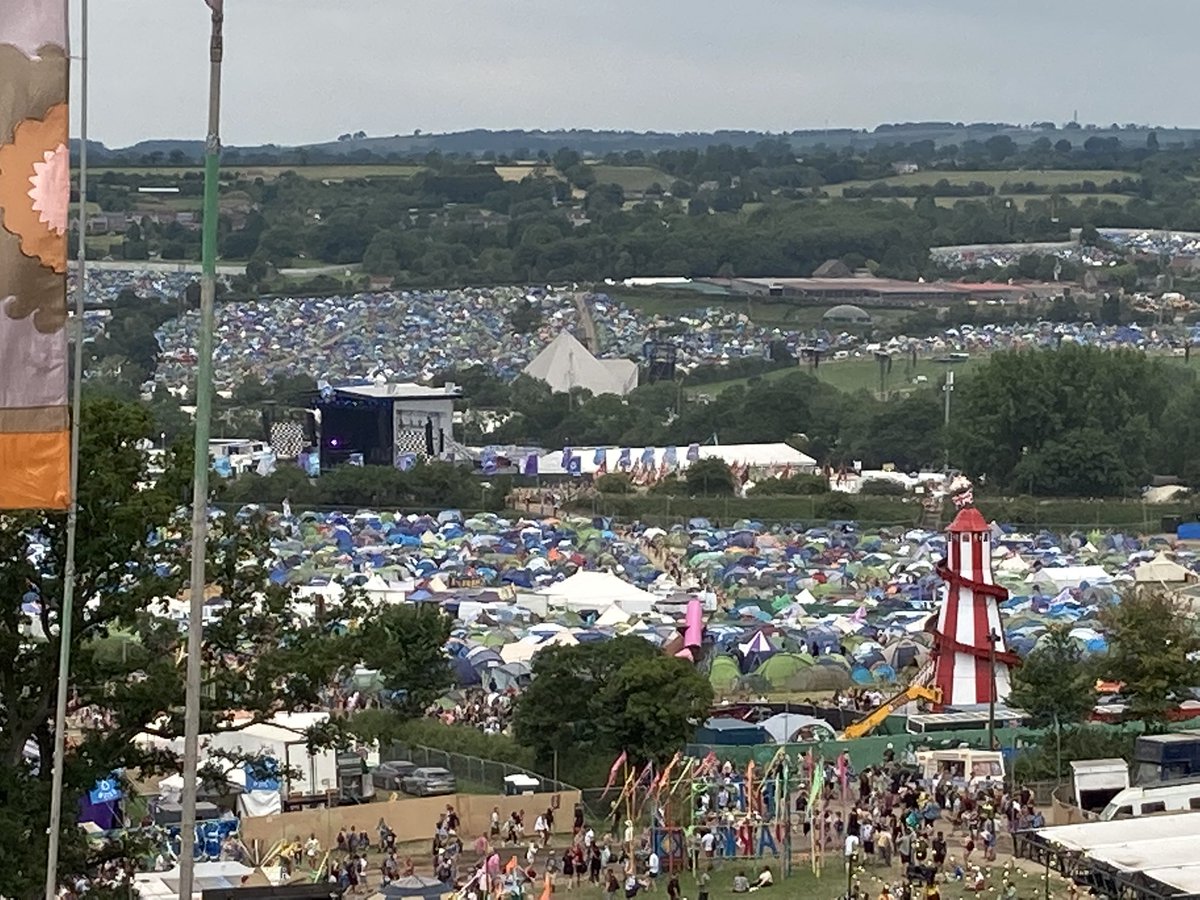 amarkaday's tweet photo. @glastobation @TheGlastoThingy @Glastopia @GlastoFestFeed If you are a Glastonbury person, join the challenge of posting a #glastophoto. Just one picture, no description. Copy this text, post a picture and look at some great memories/pictures. 

#Glastonbury #Glasto https://t.co/4dI5KUe7kL