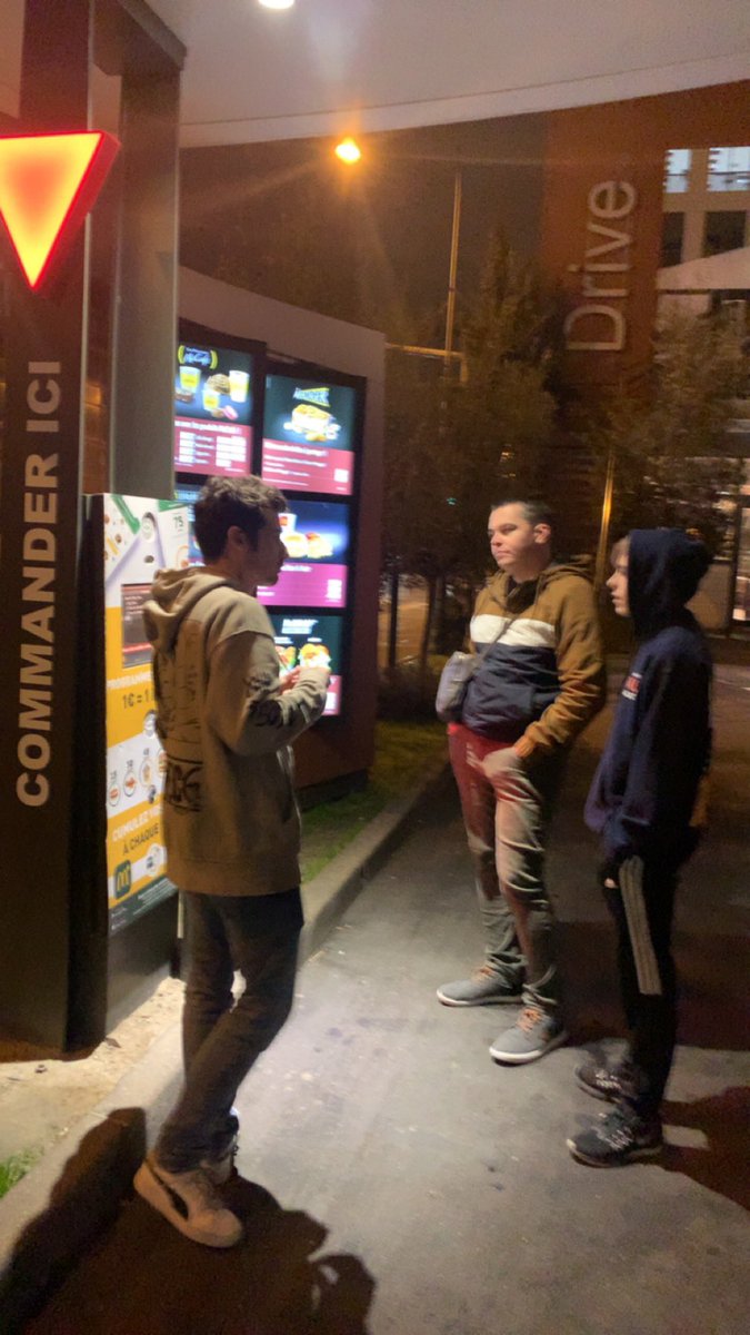 Ce week end de malade et il est pas encore fini merci <a href="/VitalityHive/">Vitality Hive 🐝</a> <a href="/TeamVitality/">Team Vitality 🐝</a> avec <a href="/ZarCo_rl/">ZarCo :):</a> <a href="/Skayne11/">Skayne</a> et <a href="/Gil_2coach/">Coach Gil.2</a>